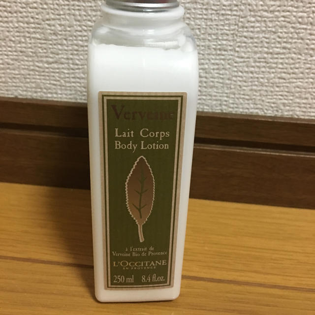 L'OCCITANE(ロクシタン)のロクシタン  ボディローション  新品未使用 コスメ/美容のボディケア(ボディローション/ミルク)の商品写真