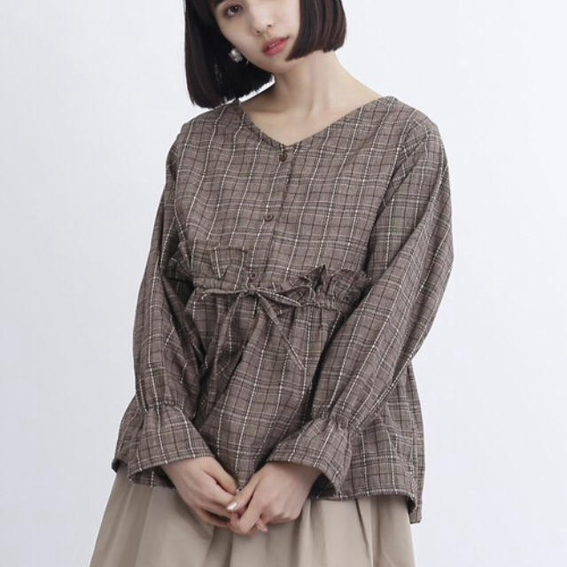 merlot(メルロー)の★新品★チェック柄ウエストリボンフリルブラウス レディースのトップス(シャツ/ブラウス(長袖/七分))の商品写真