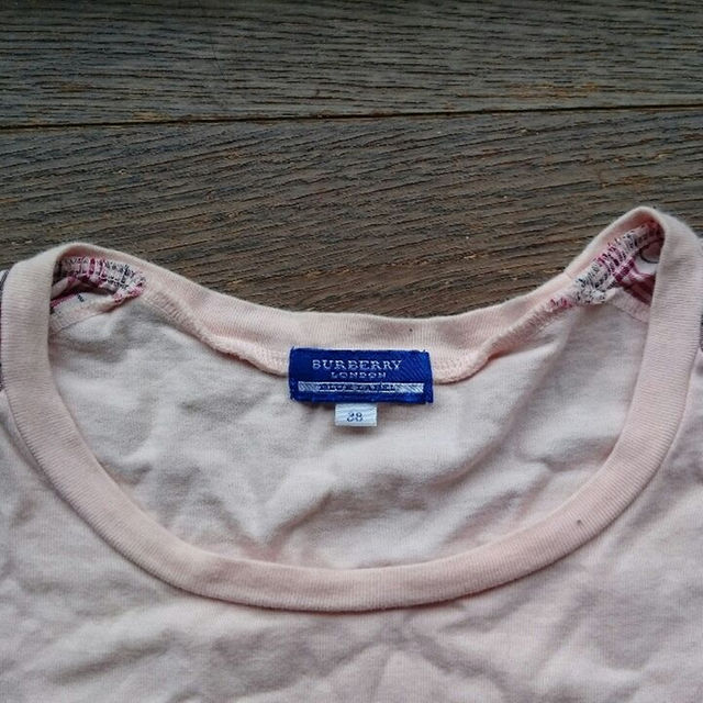 BURBERRY BLUE LABEL(バーバリーブルーレーベル)のバーバリーブルーレーベル ピンク Tシャツ レディースのトップス(その他)の商品写真