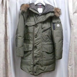 モンクレール(MONCLER)のMONCLER AUGUSTIN(ミリタリージャケット)