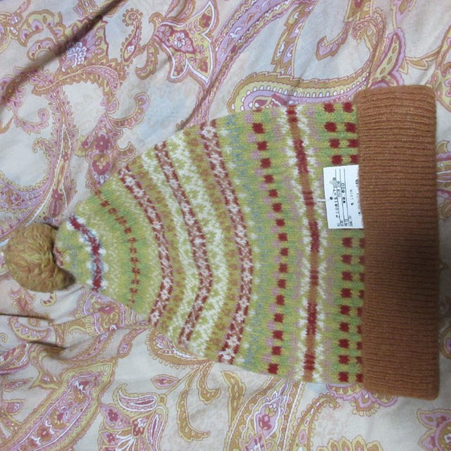ピンクハウス★編み込みが可愛いニット帽(帽子）新品未着用★これからの季節に！