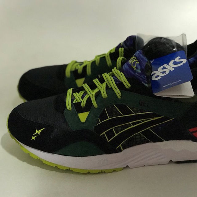 asics(アシックス)のASICS GEL LYTE 5 WHIZ LIMITED x mita メンズの靴/シューズ(スニーカー)の商品写真