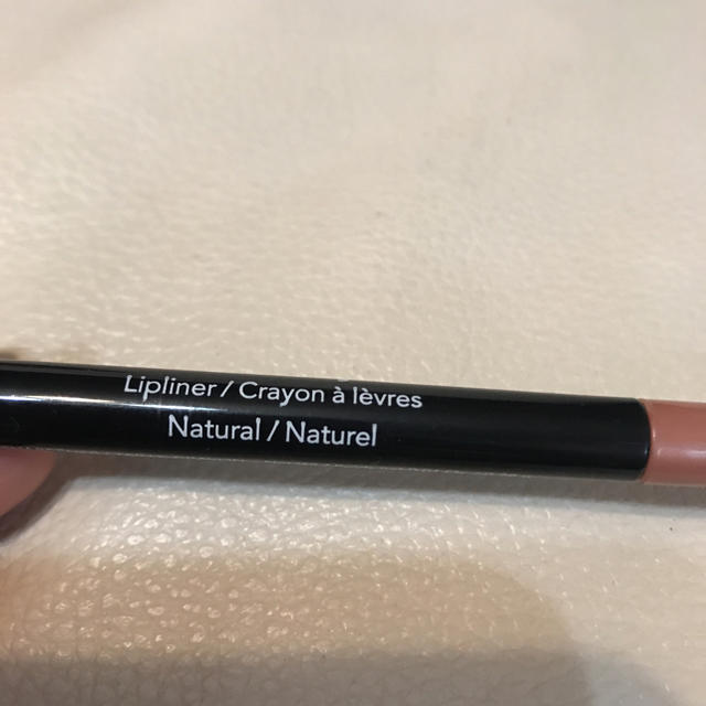 REVLON(レブロン)のREVLON リップライナー コスメ/美容のベースメイク/化粧品(リップライナー)の商品写真