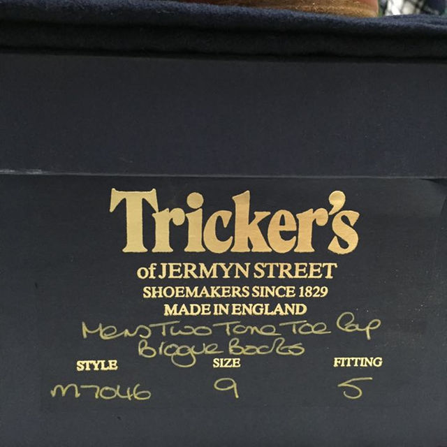 Trickers(トリッカーズ)の超希少新品 Tricker's カントリーセミブローグブーツ 限定別注品ネイビー メンズの靴/シューズ(ブーツ)の商品写真