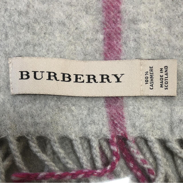 BURBERRY(バーバリー)のkurumi様専用 バーバリー カシミヤ マフラー レディースのファッション小物(マフラー/ショール)の商品写真