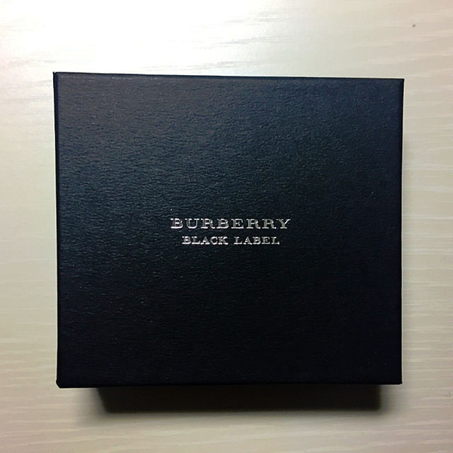 BURBERRY(バーバリー)の【送料無料】BURBERRY BLACK LABELの空き箱【値下げ交渉OK】 メンズのファッション小物(その他)の商品写真