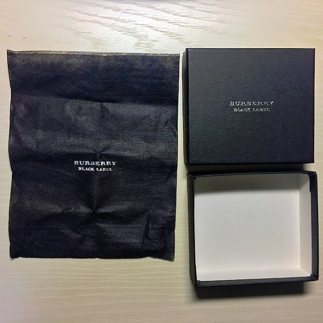 BURBERRY(バーバリー)の【送料無料】BURBERRY BLACK LABELの空き箱【値下げ交渉OK】 メンズのファッション小物(その他)の商品写真