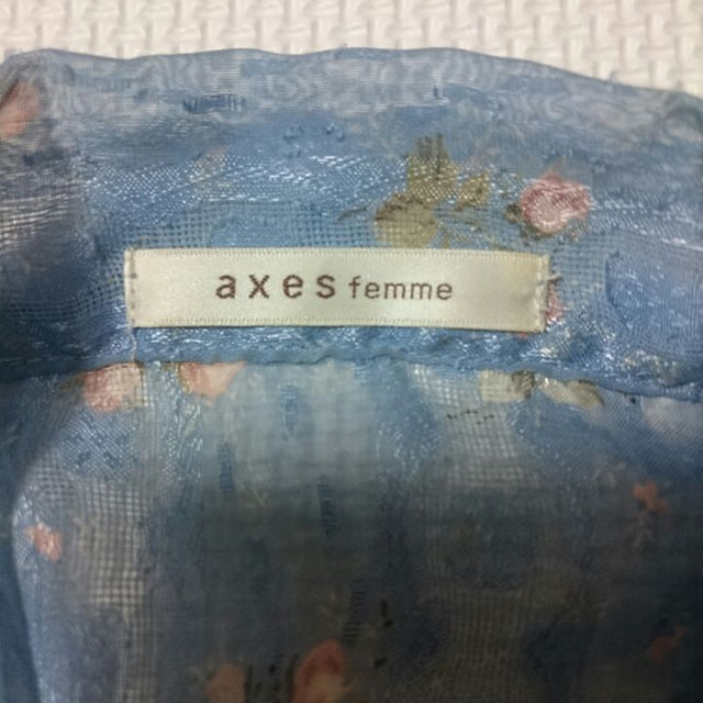 axes femme(アクシーズファム)のmaru様専用　アクシーズファム ブルーのブラウス&バカンス気分のワンピース レディースのトップス(その他)の商品写真