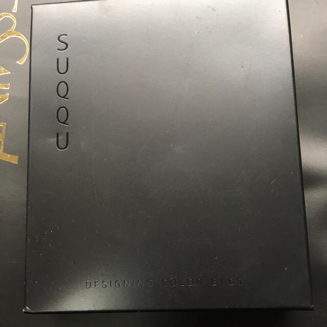 SUQQU デザイニングカラーアイズ 絢撫子