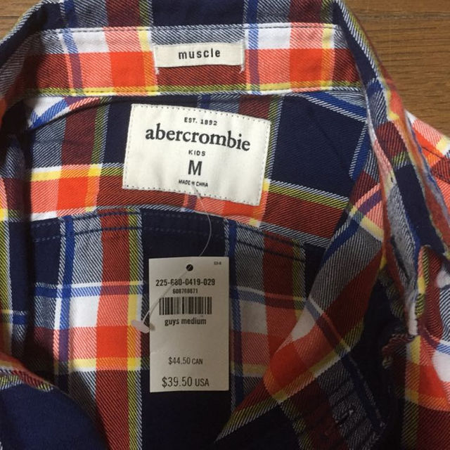 Abercrombie&Fitch(アバクロンビーアンドフィッチ)のかにかま様専用    シャツ キッズ/ベビー/マタニティのキッズ服男の子用(90cm~)(Tシャツ/カットソー)の商品写真