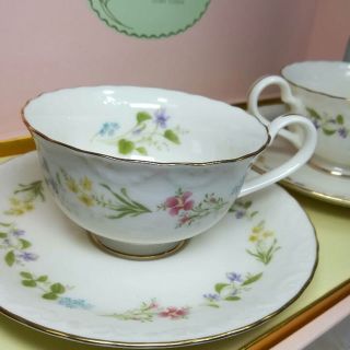 ノリタケ(Noritake)のノリタケのティーカップ&ソーサー2客セット(グラス/カップ)