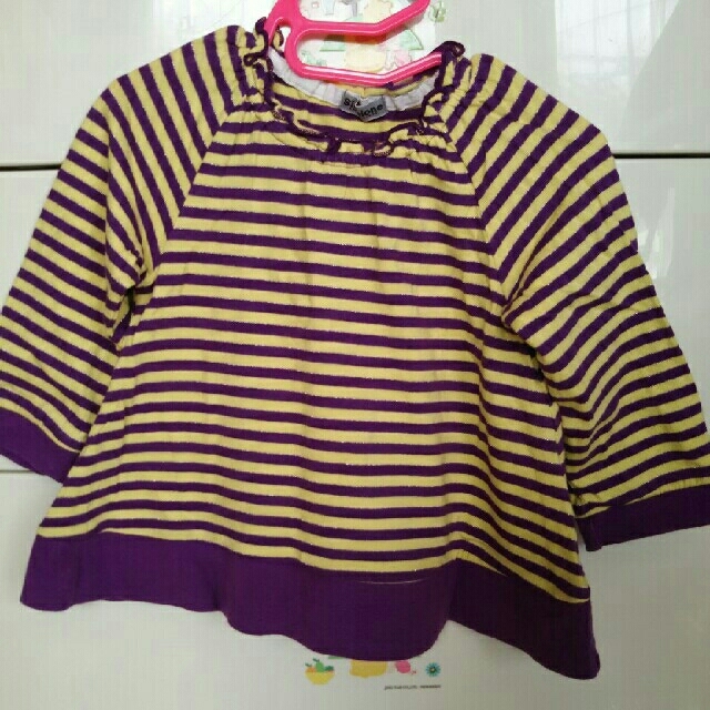 しまむら(シマムラ)のパープルボーダーシャツ キッズ/ベビー/マタニティのキッズ服女の子用(90cm~)(Tシャツ/カットソー)の商品写真