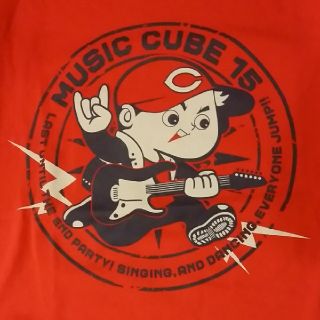 ヒロシマトウヨウカープ(広島東洋カープ)の広島カープ　MUSIC CUBE 15 Tシャツ(応援グッズ)