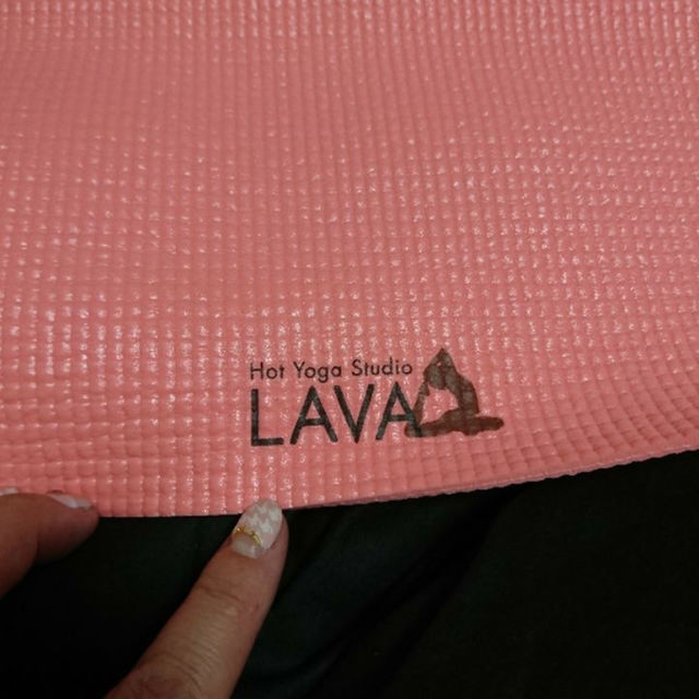 LAVA☆ヨガマット&マットケース2点セット コスメ/美容のダイエット(エクササイズ用品)の商品写真