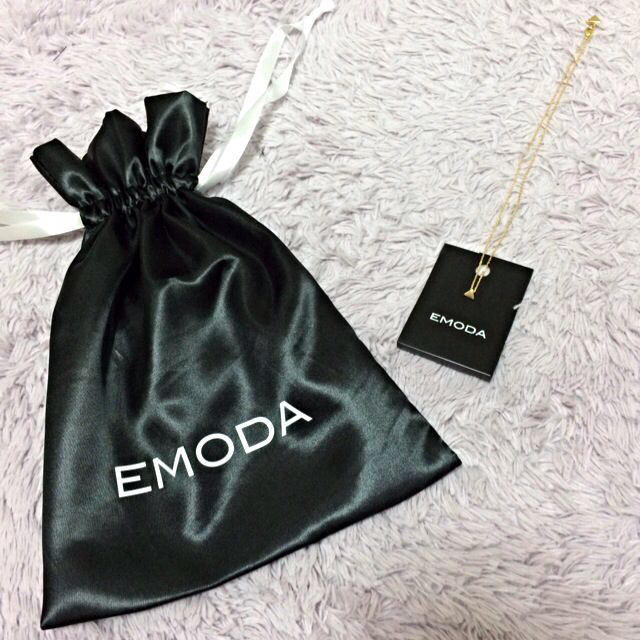 EMODA(エモダ)のEMODA☆ネックレス レディースのアクセサリー(ネックレス)の商品写真