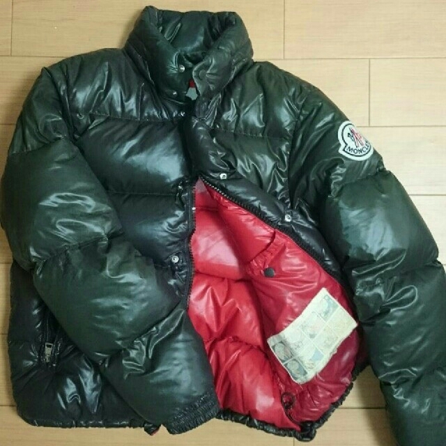 MONCLER(モンクレール)の【値下げ】モンクレール ダウンジャケット エベレスト メンズのジャケット/アウター(ダウンジャケット)の商品写真