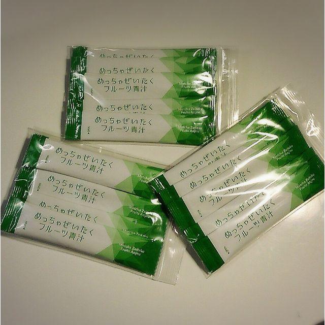 めっちゃぜいたくフルーツ青汁【15包】 食品/飲料/酒の健康食品(青汁/ケール加工食品)の商品写真