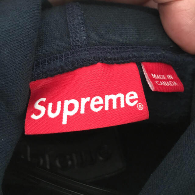 supremeボックスロゴ