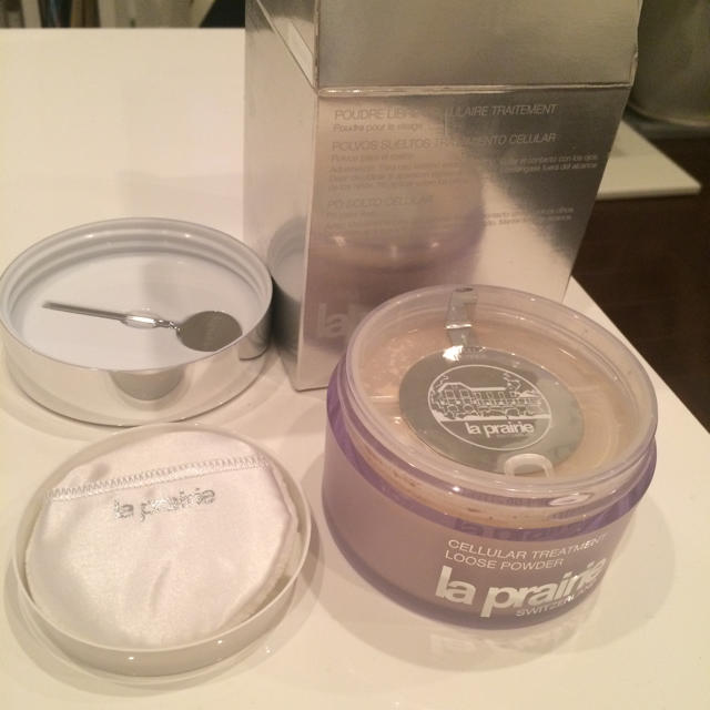 La Prairie(ラプレリー)の ラ・プレリー トリートメントルースパウダー （フェイスパウダー） コスメ/美容のベースメイク/化粧品(フェイスパウダー)の商品写真