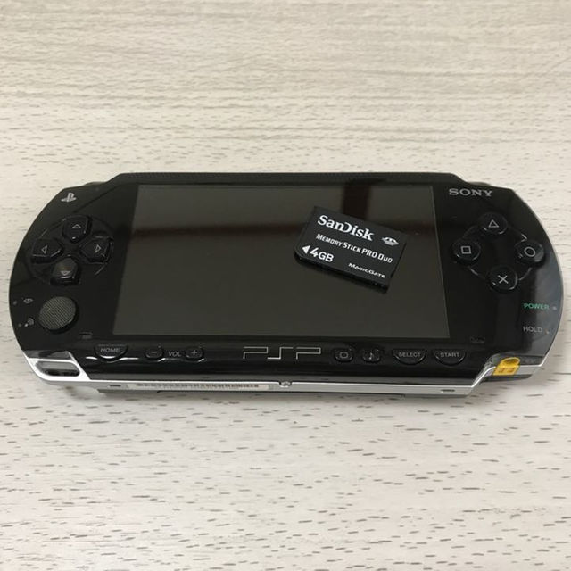 PlayStation Portable(プレイステーションポータブル)のPSP エンタメ/ホビーのゲームソフト/ゲーム機本体(家庭用ゲーム機本体)の商品写真