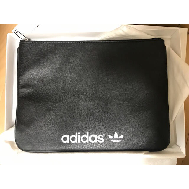 adidas(アディダス)のアボカド様専用 新品未使用 adidas×ハイク 限定クラッチバック メンズのバッグ(セカンドバッグ/クラッチバッグ)の商品写真