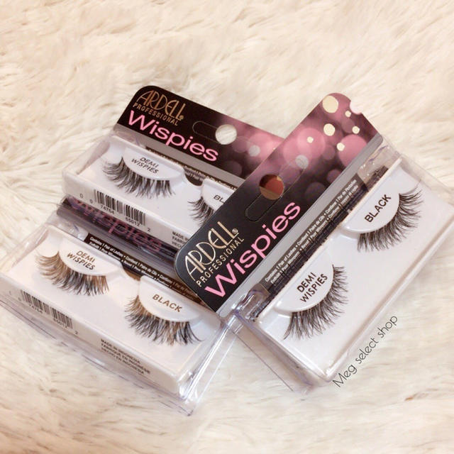 ラスト1点 ARDELL 100%人毛付けまつ毛 Demi Wispies コスメ/美容のベースメイク/化粧品(つけまつげ)の商品写真