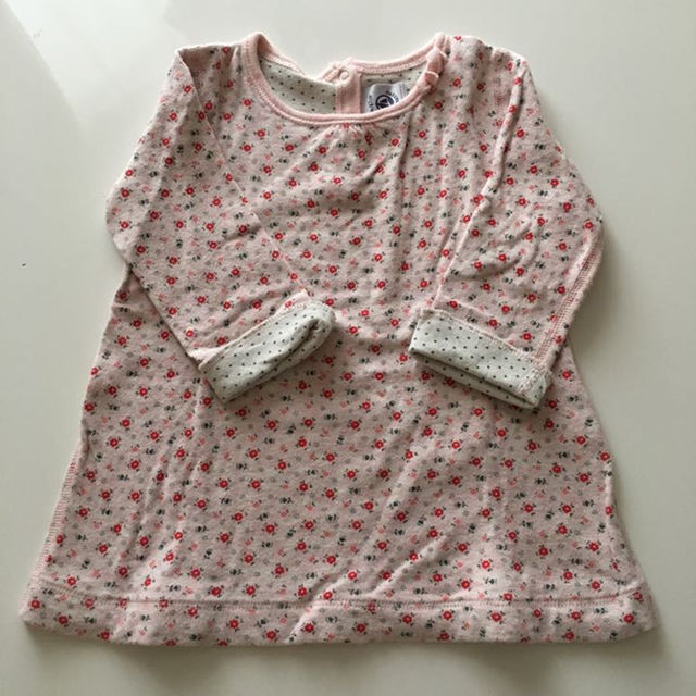 PETIT BATEAU(プチバトー)のプチバドー 花柄長袖トップス  チュニック6m /67㎝ キッズ/ベビー/マタニティのベビー服(~85cm)(その他)の商品写真