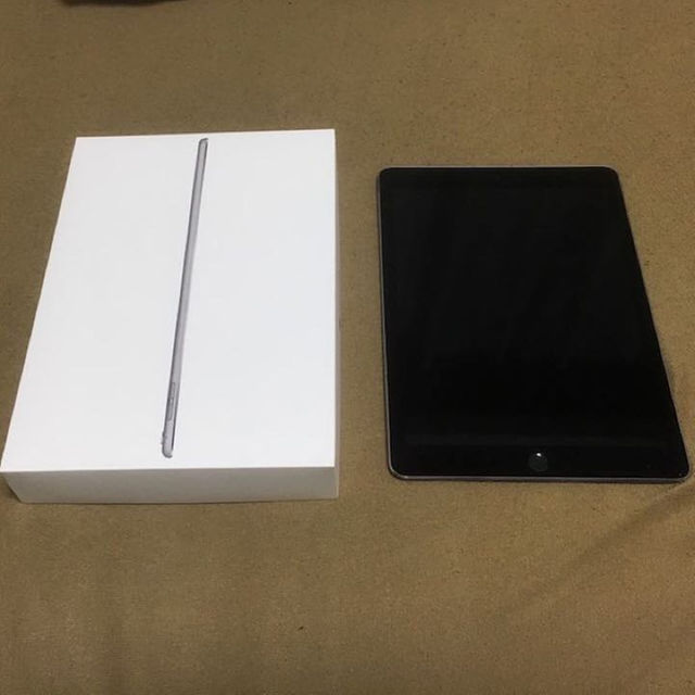 美品　iPad Pro 9.7 WI-FIモデル　32GB シルバー