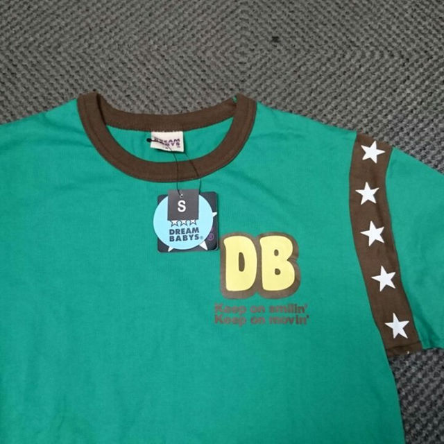 DREAMBABYS(ドリームベイビーズ)の新品☆ドリームベイビーズ☆Tシャツ☆Sサイズ キッズ/ベビー/マタニティのキッズ服男の子用(90cm~)(その他)の商品写真