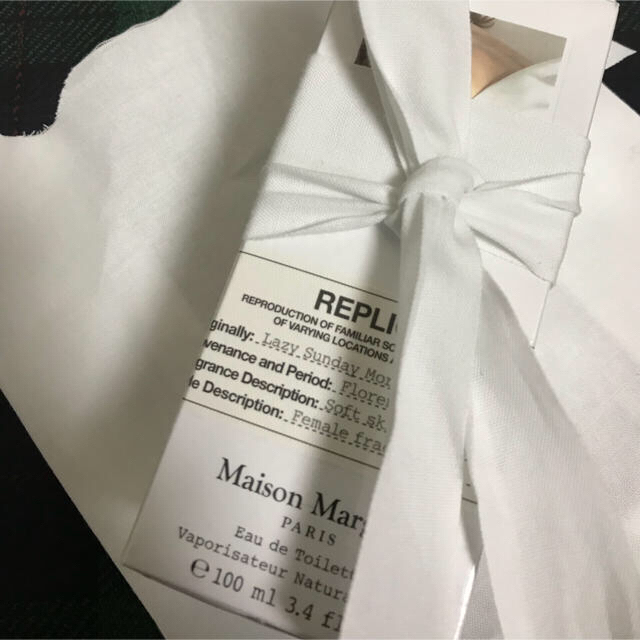 Maison Martin Margiela(マルタンマルジェラ)のいぬちゃん様お取り置き商品☆ラッピング★レイジーサンデーモーニング コスメ/美容の香水(ユニセックス)の商品写真