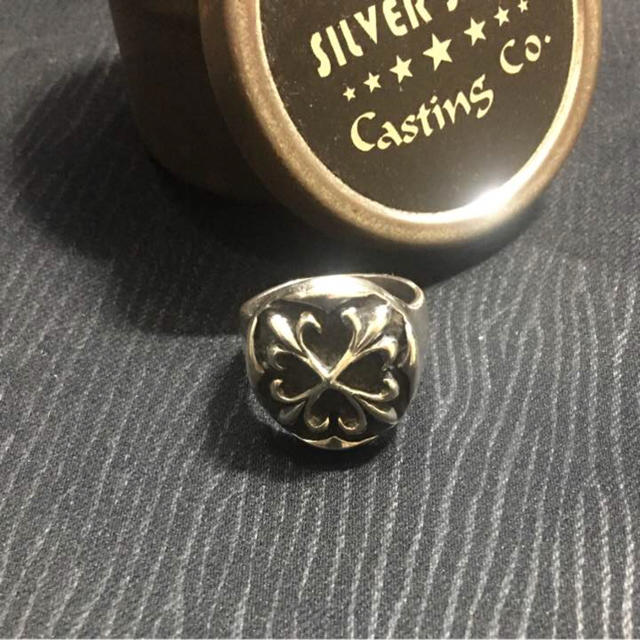 ケース付き Silver Star リング 指輪 ユリ クロムハーツ メンズのアクセサリー(リング(指輪))の商品写真