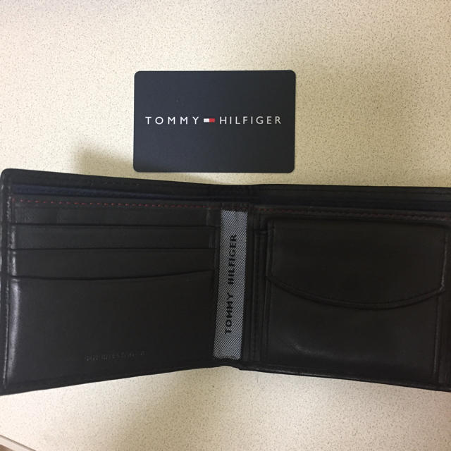 Tommy Hilfiger Tommy Hilfiger トミー 財布 折財布 二つ折り 黒の