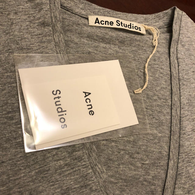 ACNE(アクネ)のAcne Studios 新品Tシャツ レディースのトップス(Tシャツ(半袖/袖なし))の商品写真