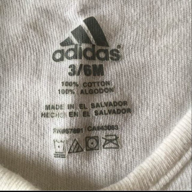 adidas(アディダス)のアディダス セルティックス ロンパース 3/6M キッズ/ベビー/マタニティのベビー服(~85cm)(その他)の商品写真