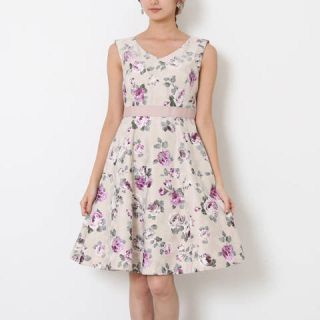 ジルバイジルスチュアート(JILL by JILLSTUART)の花柄ワンピース(ひざ丈ワンピース)