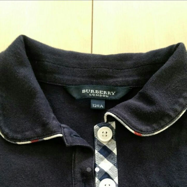 BURBERRY(バーバリー)のBURBERRY　120　ポロシャツ　ネイビー キッズ/ベビー/マタニティのキッズ服女の子用(90cm~)(その他)の商品写真
