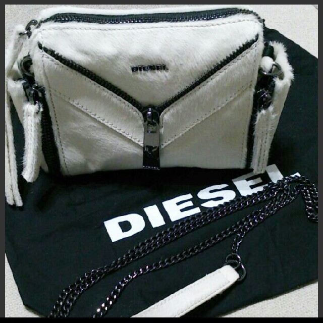 DIESEL(ディーゼル)のDIESEL/ディーゼル/ショルダーバッグ レディースのバッグ(ショルダーバッグ)の商品写真