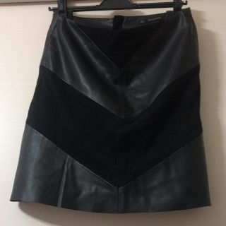 ザラ(ZARA)の【ZARA】フェイクレザー&スエードスカート S(ミニスカート)