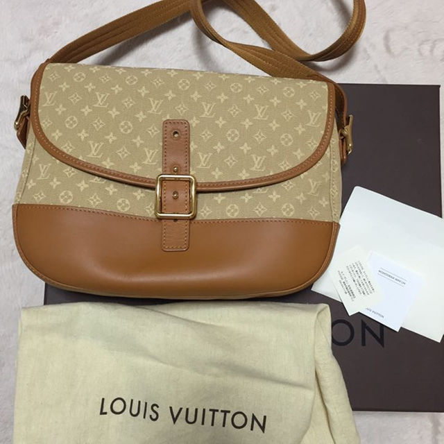 LOUIS VUITTON - ⭐️ルイヴィトン  ショルダーバッグ  レア