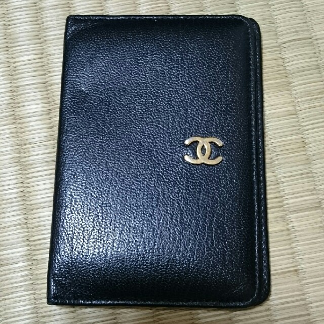 CHANEL(シャネル)のCHANEL 手帳ケース ちょこりん様 専用 インテリア/住まい/日用品の文房具(その他)の商品写真