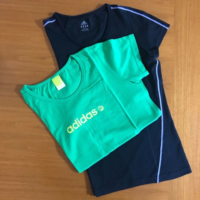 adidas(アディダス)のadidas アディダス レディース半袖Tシャツ2点セット レディースのトップス(その他)の商品写真