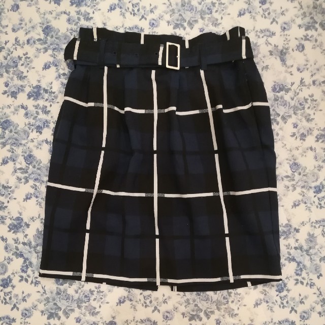 JEANASIS(ジーナシス)のスカート　美品 レディースのスカート(ひざ丈スカート)の商品写真