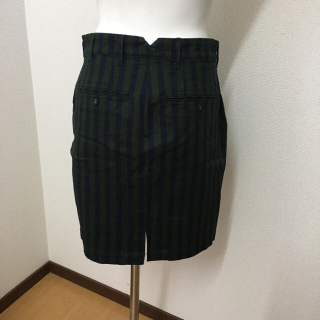 D.M.G.(ドミンゴ)のD.M.Gディーエムジードミンゴ ストライプスカート レディースのスカート(ひざ丈スカート)の商品写真