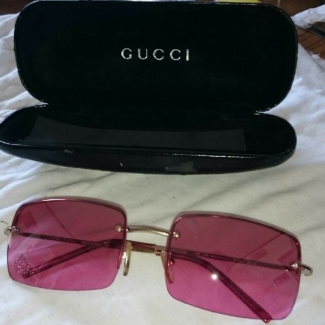 Gucci(グッチ)の【専用】GUCCIサングラス レディースのファッション小物(サングラス/メガネ)の商品写真