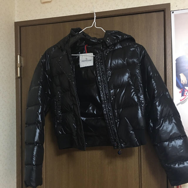 モンクレール MONCLER