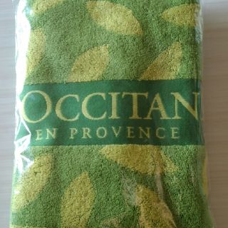 ロクシタン(L'OCCITANE)のロクシタン☆ヴァーベナ柄バスタオル　新品未開封(タオル/バス用品)