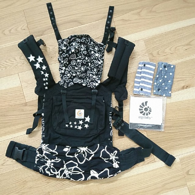 Ergobaby(エルゴベビー)の歌舞伎者様 キッズ/ベビー/マタニティの外出/移動用品(抱っこひも/おんぶひも)の商品写真