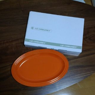 ルクルーゼ(LE CREUSET)のル・クルーゼ　オーバルプレート30cm(食器)