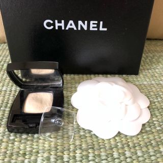 シャネル(CHANEL)のCHANEL💜アイシャドウ#04🎀エクラ🌟お値下げ(アイシャドウ)