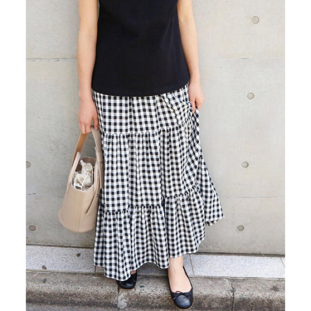 IENA(イエナ)のIENA ギンガムティアードマキシスカート サイズ40 レディースのスカート(ロングスカート)の商品写真